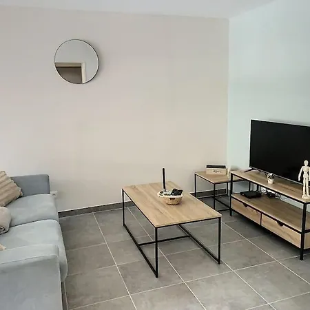 Le Jeanne Apartment Compiegne Exterior photo